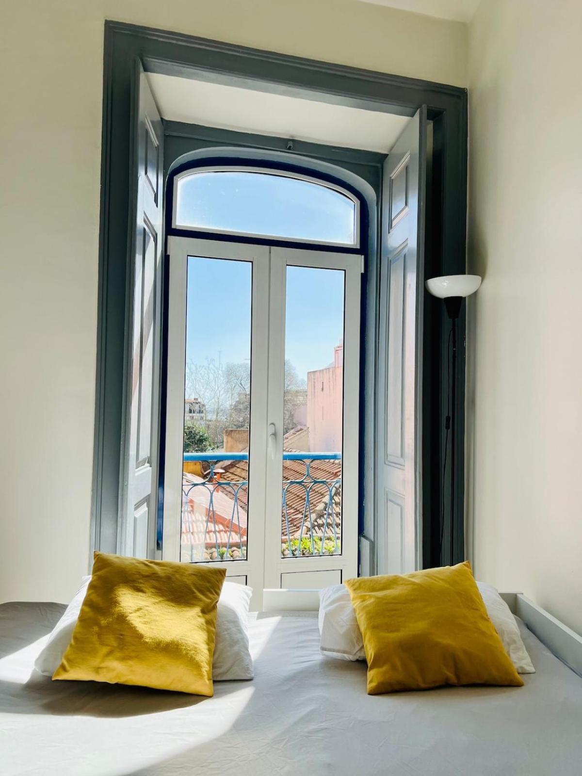 3 Bedroom With Balcony Lisbon