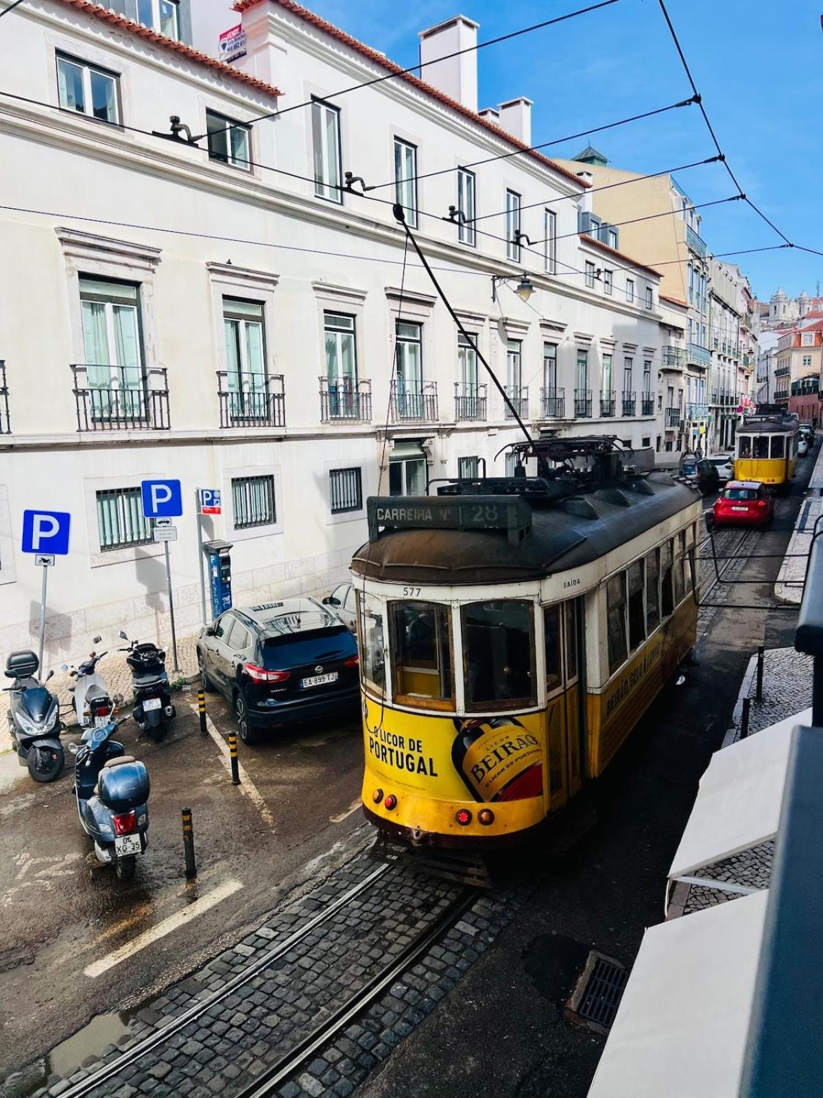 3 Bedroom With Balcony Lisbon