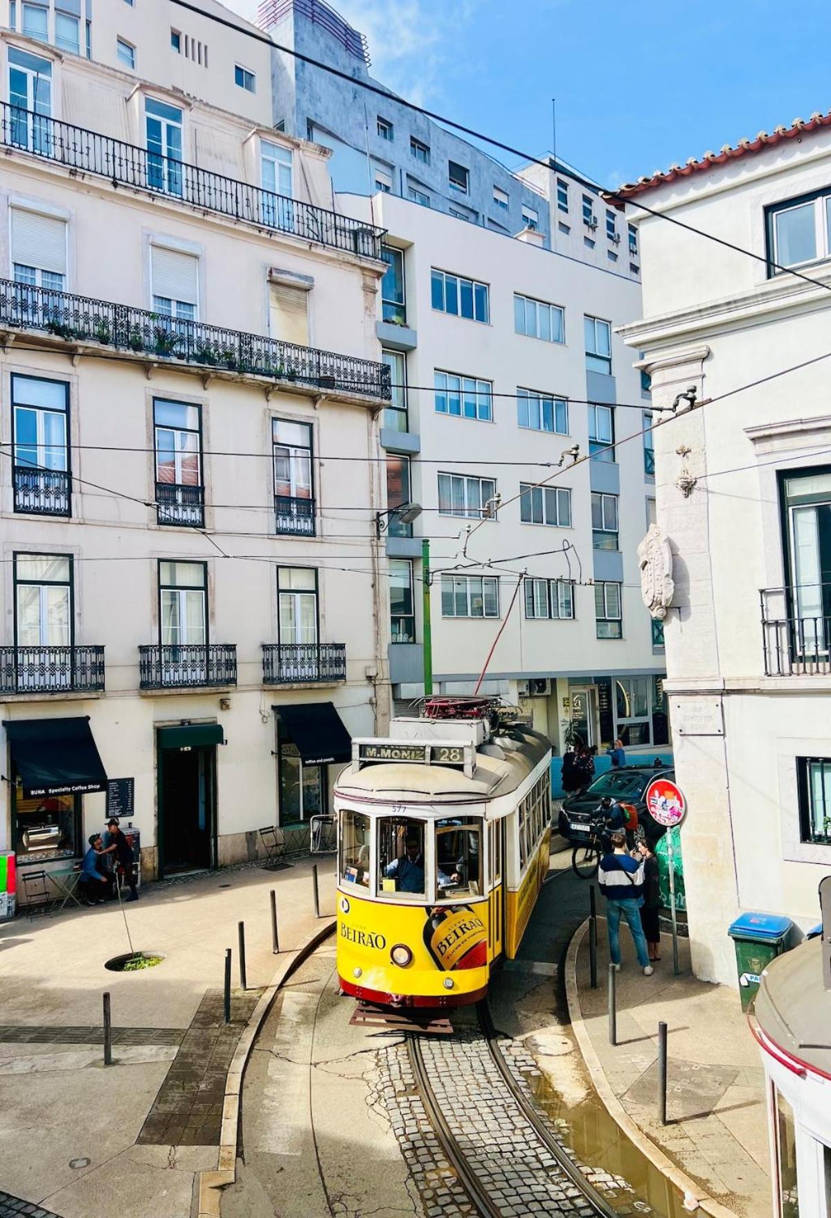 3 Bedroom With Balcony Lisbon