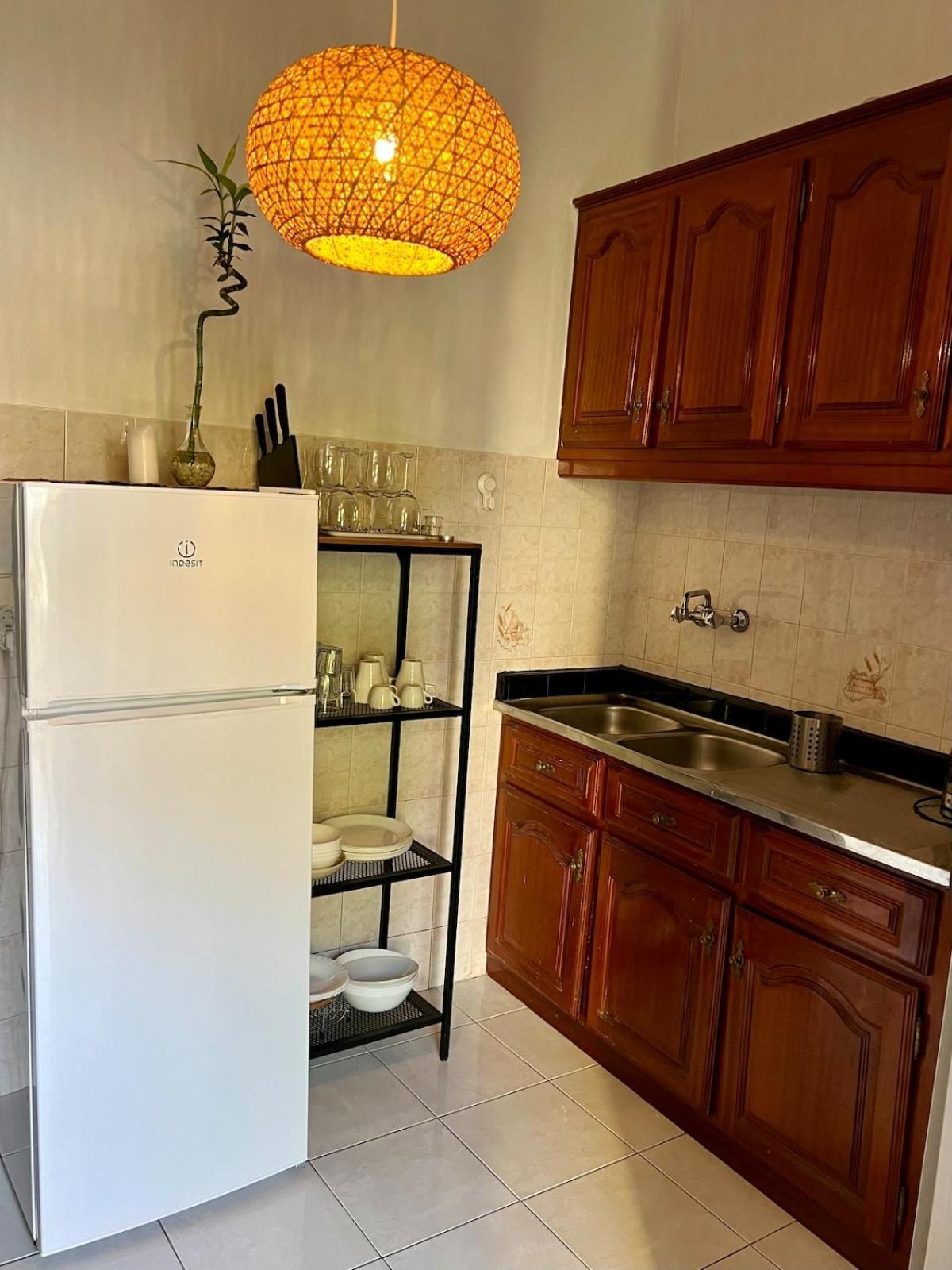 3 Bedroom With Balcony Apartment Lisbon